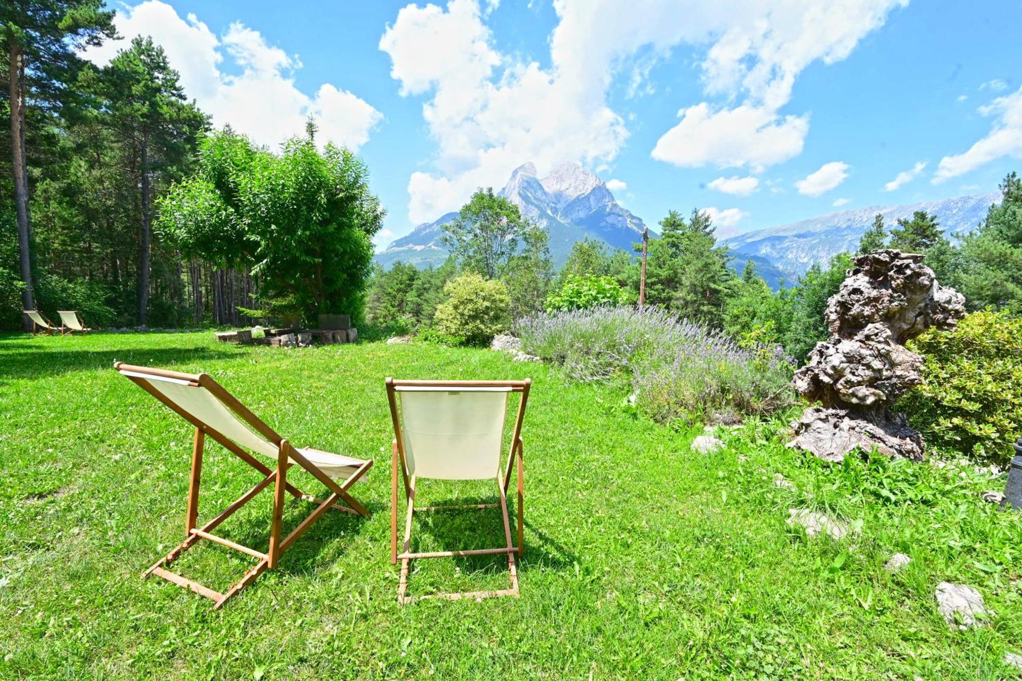 L'Indret Del Pedraforca Adults Only Hotel Saldés Екстериор снимка
