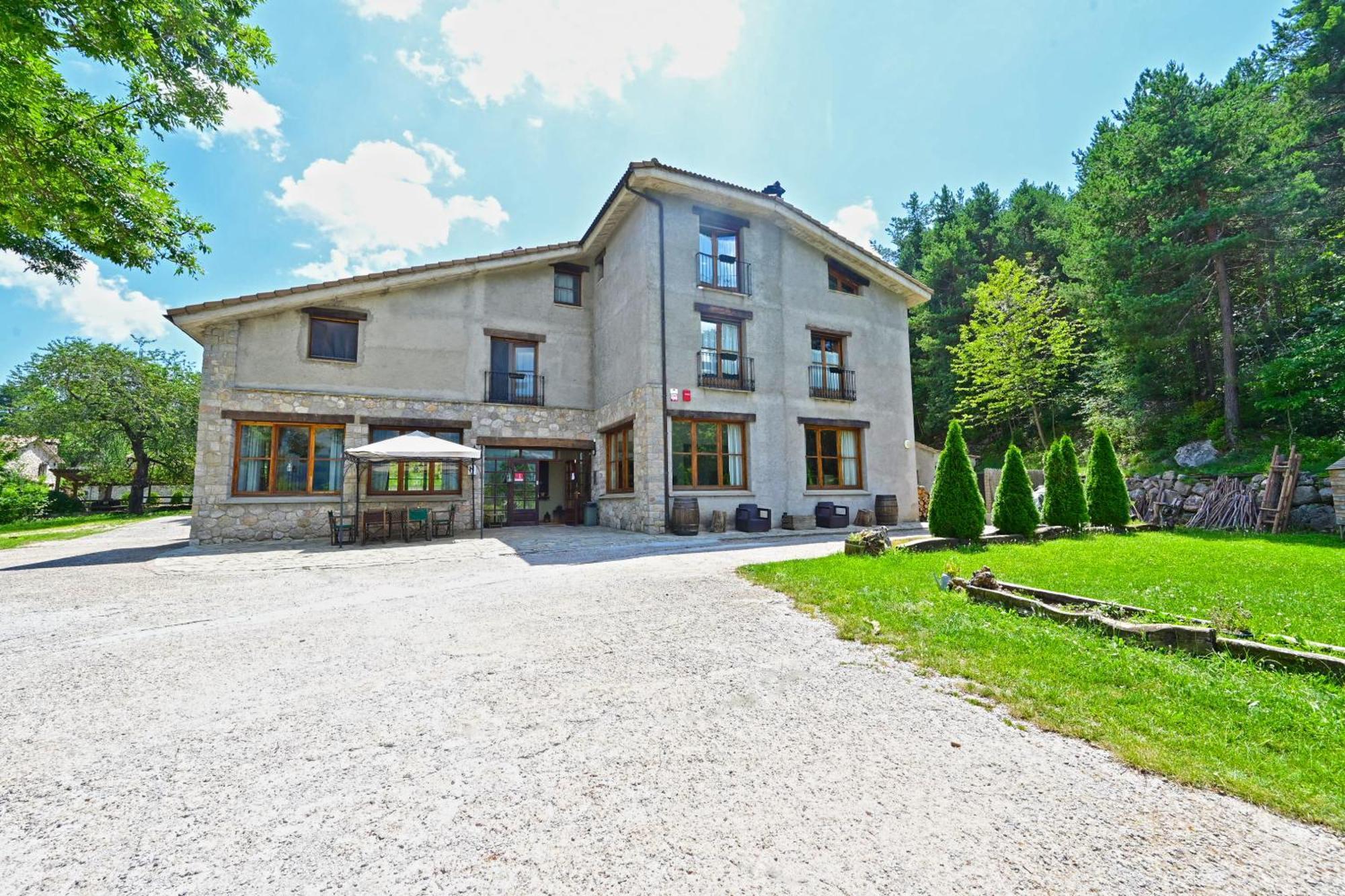 L'Indret Del Pedraforca Adults Only Hotel Saldés Екстериор снимка